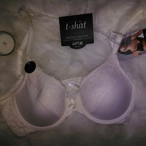 NWT Tee Shirt Bra Apt 9